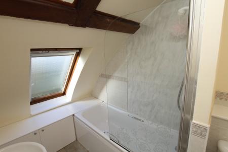 2 bedroom Apartment for sale in St Modans Court, Falkirk, FK1