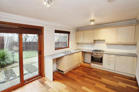 2 bedroom Semi-detached house for sale in Montgomery Crescent, Carron, FK2