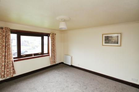 1 bedroom Flat for sale in Main Street, Coalsnaughton, FK13
