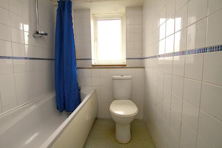 3 bedroom Flat for sale in Hadrian Way, Boness, EH51