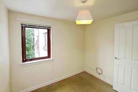 2 bedroom Flat for sale in Woodside Court, Falkirk, FK1