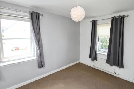 3 bedroom End of terrace house for sale in Hillside Grove, West Lothian, Bo'ness, EH51