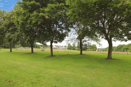 3 bedroom Semi-detached house for sale in Zetland Drive, Falkirk, FK2