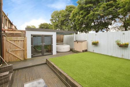 3 bedroom Semi-detached house for sale in Zetland Drive, Falkirk, FK2