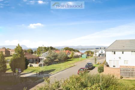 2 bedroom Flat for sale in Hillside Grove, West Lothian, Bo'ness, EH51