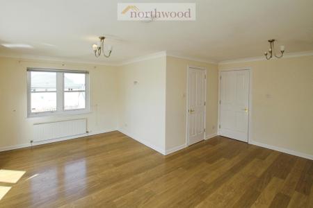 2 bedroom Flat for sale in Hillside Grove, West Lothian, Bo'ness, EH51