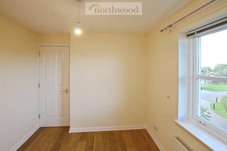 2 bedroom Flat for sale in Hillside Grove, West Lothian, Bo'ness, EH51