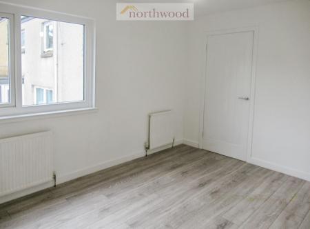 2 bedroom End of terrace house for sale in Annan Court, Falkirk, FK1