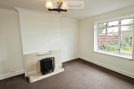 2 bedroom Semi-detached house for sale in Princes Street, Stirlingshire, Grangemouth, FK3