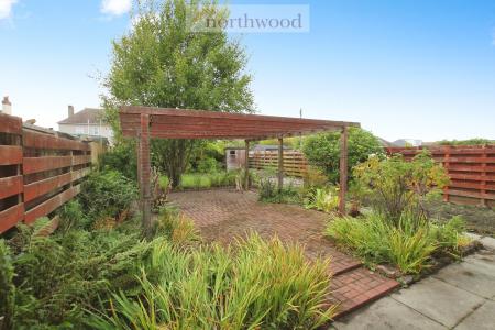 2 bedroom Semi-detached house for sale in Princes Street, Stirlingshire, Grangemouth, FK3