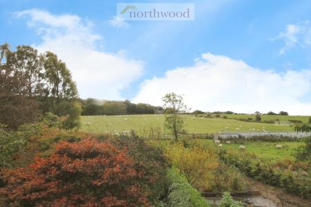 5 bedroom Semi-detached house to let in Cherry Blossom Lane, Linlithgow, West Lothian, EH49