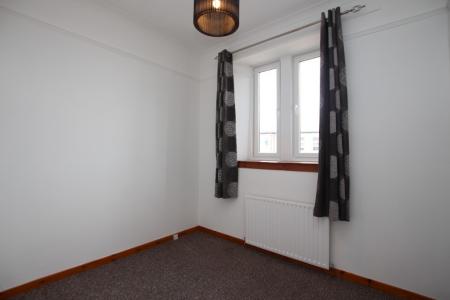 3 bedroom Flat to let in East Bridge Street, Falkirk, FK1