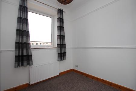 3 bedroom Flat to let in East Bridge Street, Falkirk, FK1