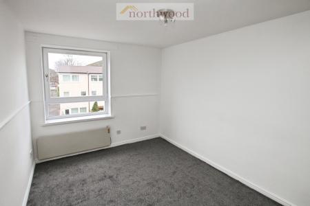 2 bedroom Flat for sale in Abbotsford Drive, Grangemouth, Falkirk, FK3