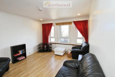 2 bedroom Flat for sale in Fairfield Place, Falkirk, Stirlingshire, FK2