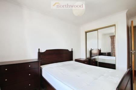 2 bedroom Flat for sale in Fairfield Place, Falkirk, Stirlingshire, FK2