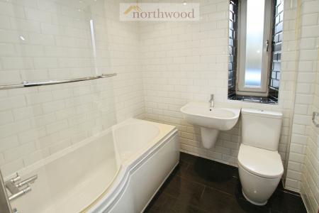 1 bedroom Flat to let in Scotia Place, Falkirk, Stirlingshire, FK2