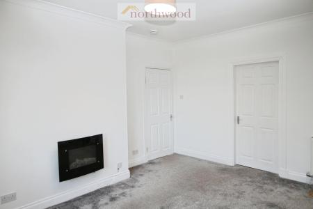 2 bedroom Flat to let in Izatt Terrace, Clackmannan, FK10