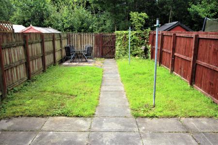 2 bedroom Terraced House for sale in Avonside Drive, Dunipace, FK6