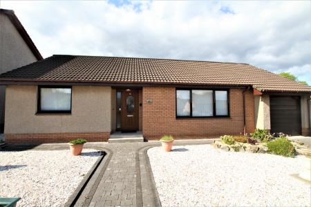 2 bedroom Bungalow to let in Carrongrove Avenue, Falkirk, FK2