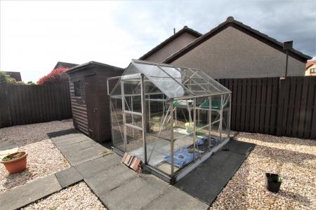 2 bedroom Bungalow to let in Carrongrove Avenue, Falkirk, FK2