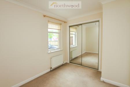 2 bedroom Flat to let in Union Court, Union Street, Boness, EH51