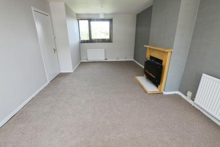 3 bedroom Semi-detached house to let in Craighorn Road, Alva, FK12