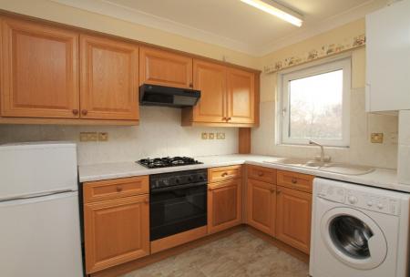 2 bedroom Flat for sale in Parkview Court, Camelon, Falkirk, FK1