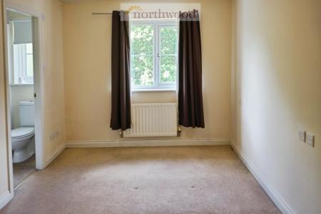 3 bedroom Town house to let in Queens Crescent, Livingston, West Lothian, EH54