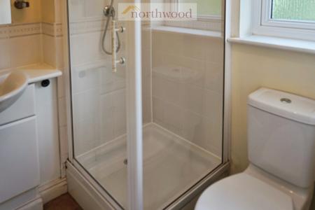 3 bedroom Town house to let in Queens Crescent, Livingston, West Lothian, EH54