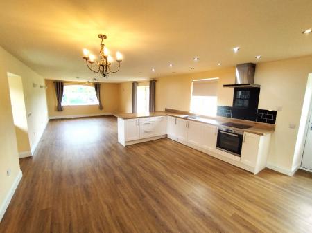 4 bedroom Character Property to let in Chartershall, Stirling, FK7