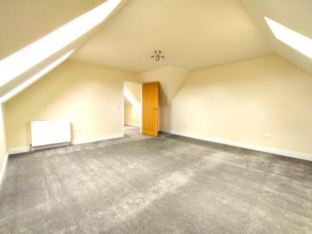 4 bedroom Character Property to let in Chartershall, Stirling, FK7