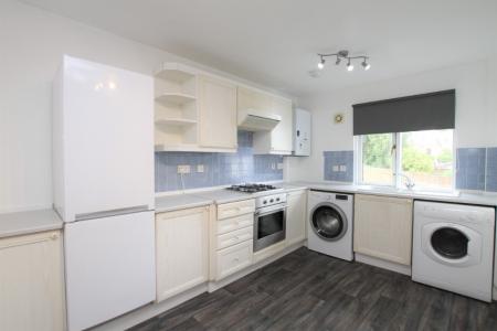 2 bedroom Flat to let in Millbank Crescent, Clackmannan, FK10