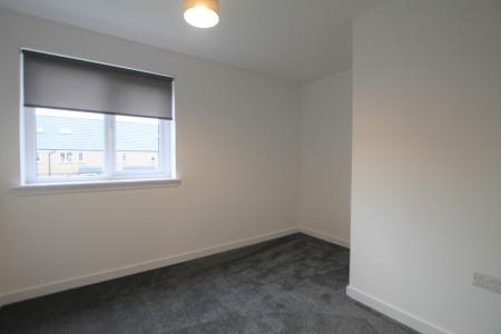 2 bedroom Flat to let in Thornbank Crescent, Falkirk, FK2
