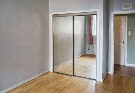 2 bedroom Flat to let in East Bridge Street, Falkirk, FK1