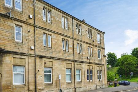 2 bedroom Flat to let in East Bridge Street, Falkirk, FK1