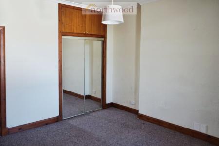 1 bedroom Flat for sale in South Street, Bo'ness, West Lothian, EH51