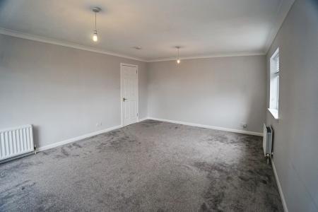 3 bedroom Flat to let in Annfield Gardens, Stirling, Stirlingshire, FK8