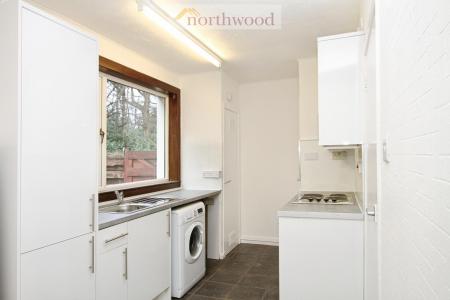 2 bedroom Terraced House to let in Gean Road, Alloa, Clackmannanshire, FK10