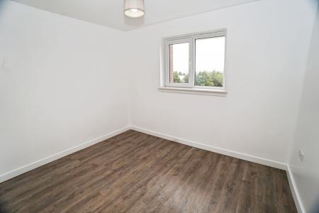 2 bedroom Flat to let in Thornbank Crescent, Falkirk, FK2