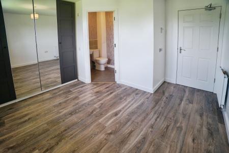 2 bedroom Flat to let in Thornbank Crescent, Falkirk, FK2