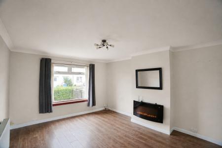 3 bedroom Semi-detached house to let in Akarit Road, Stenhousemuir, Larbert, FK5
