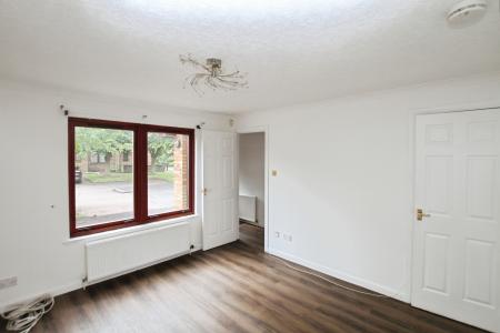 2 bedroom Terraced House to let in Sinclair Place, Falkirk, FK2