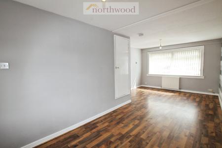 3 bedroom Terraced House to let in Devonway, Clackmannan, FK10
