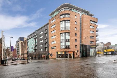 2 bedroom Flat for sale in High Street, Merchant City, Glasgow