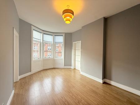 1 bedroom Flat to let in Tollcross Road