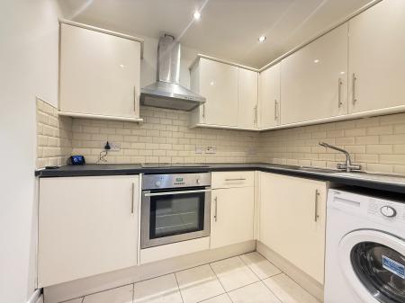 1 bedroom Flat to let in Tollcross Road