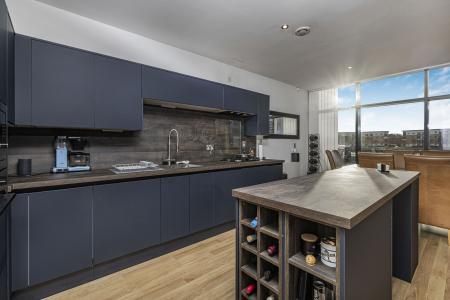 2 bedroom Flat for sale in Lancefield Quay, Finnieston