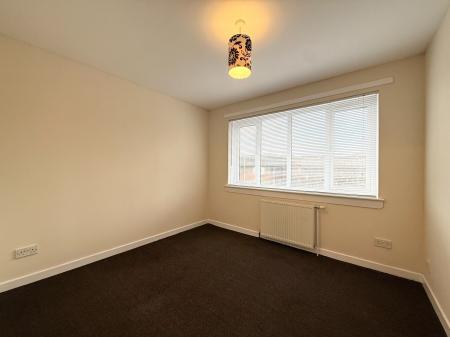 2 bedroom Flat to let in Maryhill Road, Woodside