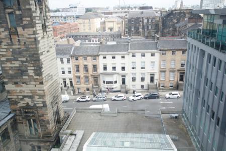 2 bedroom Flat to let in Bothwell Street, City Centre, Glasgow, G2